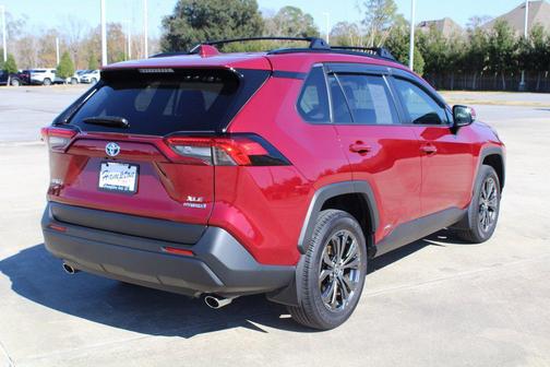 2024 Toyota RAV4 Hybrid XLE Premium