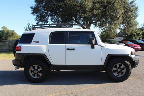 2009 Toyota FJ Cruiser Base