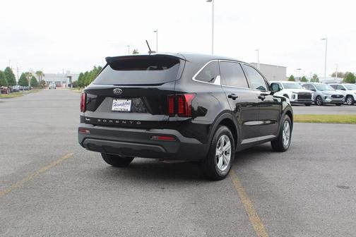 2021 Kia Sorento LX