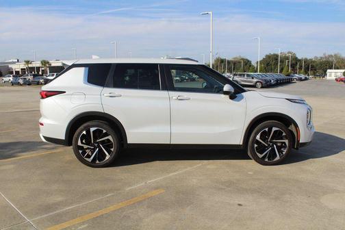 2023 Mitsubishi Outlander SE 2.5 2WD