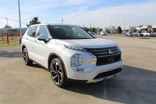 2023 Mitsubishi Outlander SE 2.5 2WD