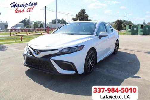 2023 Toyota Camry SE