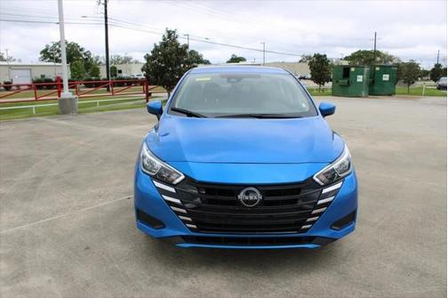 2023 Nissan Versa 1.6 SV
