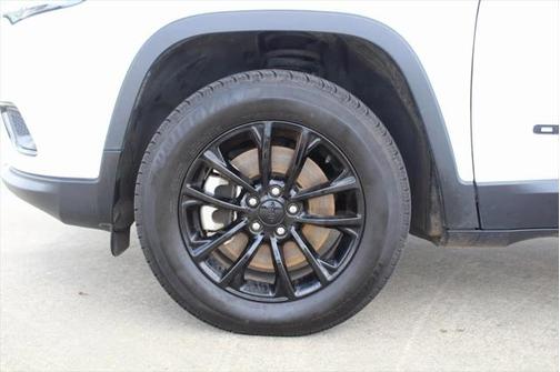 2023 Jeep Cherokee Altitude