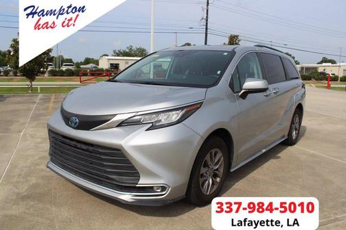 2023 Toyota Sienna XLE