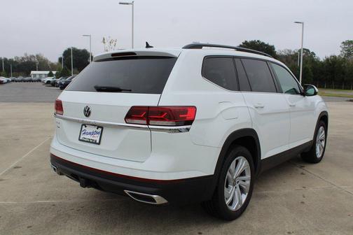 2022 Volkswagen Atlas 3.6L SE w/Technology