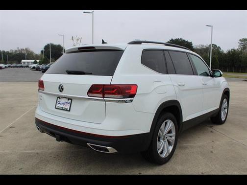 2022 Volkswagen Atlas 3.6L SE w/Technology