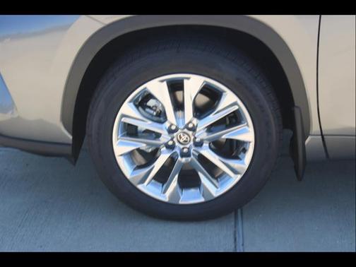 Heavy Metal 2026 Toyota Highlander Limited