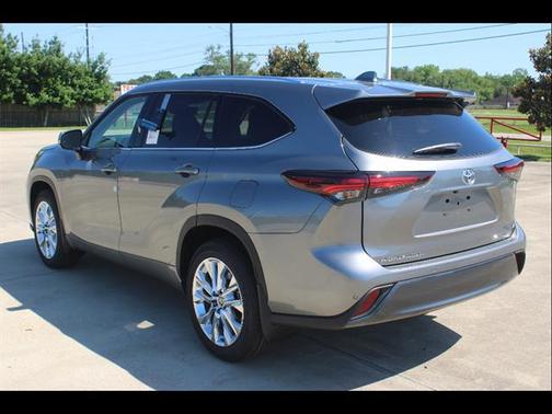 Heavy Metal 2026 Toyota Highlander Limited