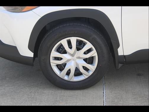 Wind Chill Pearl 2026 Toyota Corolla Cross L
