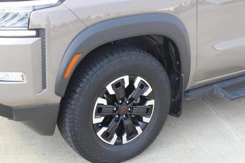 2024 Nissan Frontier PRO-X