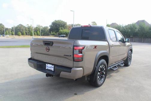 2024 Nissan Frontier PRO-X