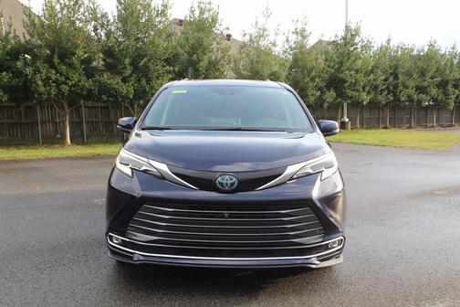 2021 Toyota Sienna Platinum