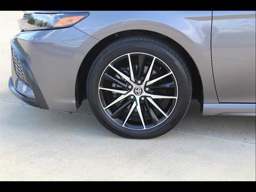 Predawn Gray Mica 2023 Toyota Camry SE