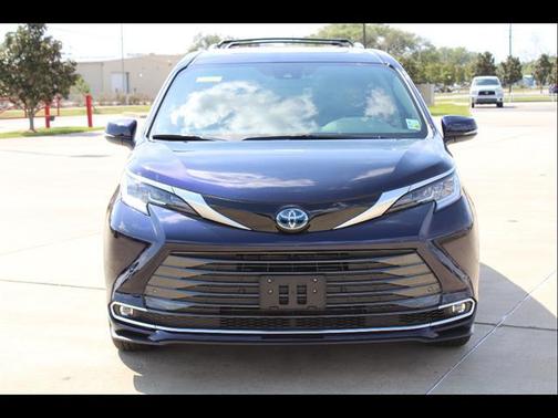 Blueprint 2024 Toyota Sienna Limited