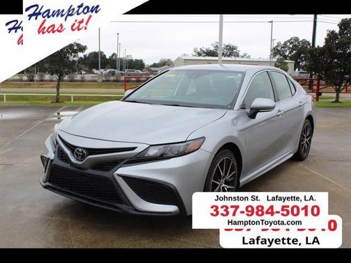 2023 Toyota Camry SE