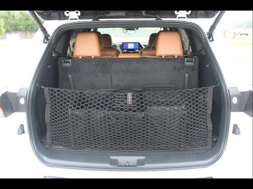 Wind Chill Pearl 2026 Toyota Highlander Hybrid Platinum