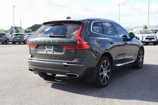 2021 Volvo XC60 T5 Inscription