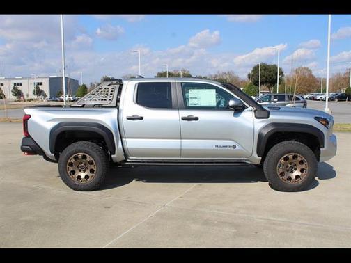 2026 Toyota Tacoma Hybrid Trailhunter