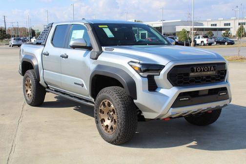 2026 Toyota Tacoma Hybrid Trailhunter