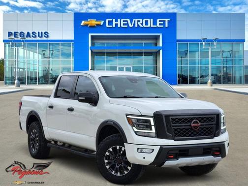 2023 Nissan Titan PRO-4X