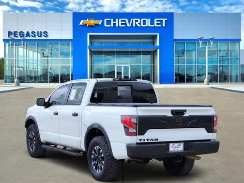 2023 Nissan Titan PRO-4X