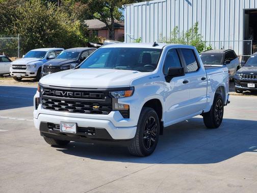 2025 Chevrolet Silverado 1500 Custom