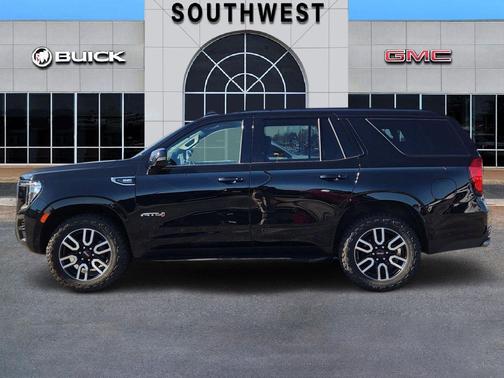 2022 GMC Yukon 4WD AT4