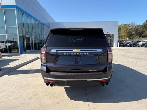 2023 Chevrolet Suburban Premier