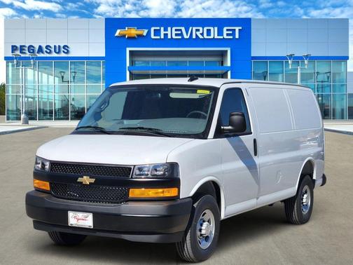 2025 Chevrolet Express 2500 RWD 2500 Regular Wheelbase WT