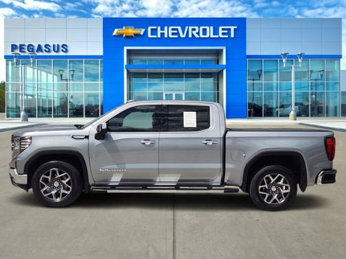 Sterling Metallic 2025 GMC Sierra 1500 SLT