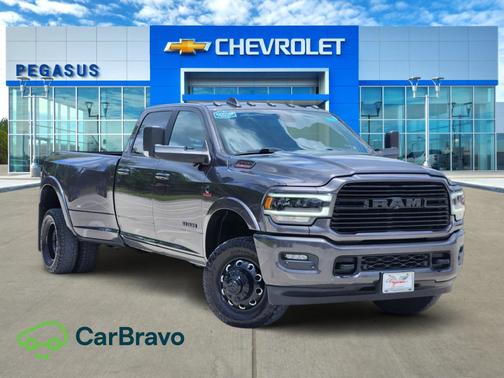 Granite Crystal Metallic Clearcoat 2022 RAM 3500 Laramie Crew Cab 4x4 8' Box