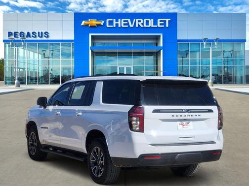 2023 Chevrolet Suburban Z71