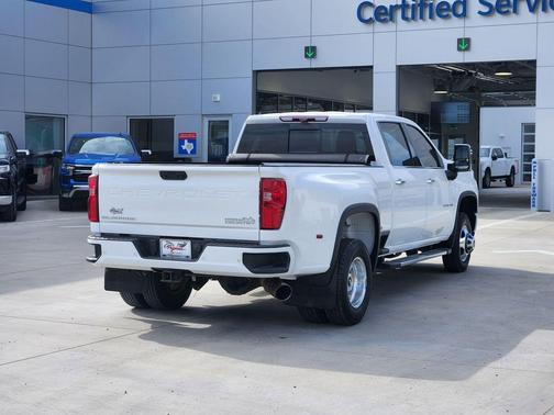2021 Chevrolet Silverado 3500 High Country