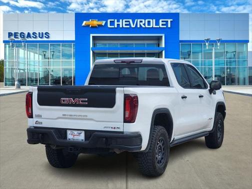 2023 GMC Sierra 1500 AT4X
