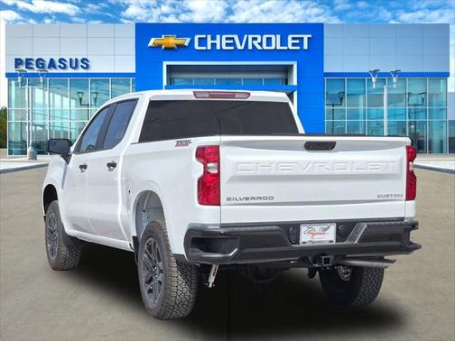 2025 Chevrolet Silverado 1500 Custom Trail Boss