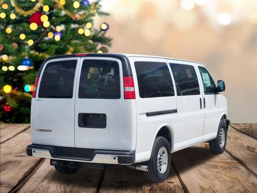 2024 Chevrolet Express 2500 RWD 2500 Regular Wheelbase WT