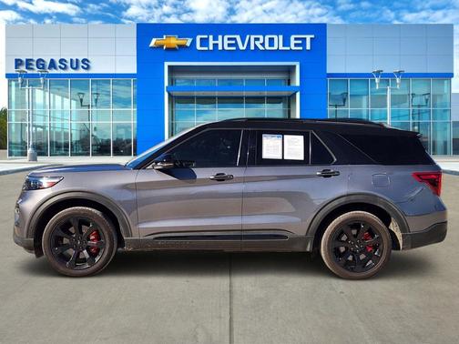 2021 Ford Explorer ST