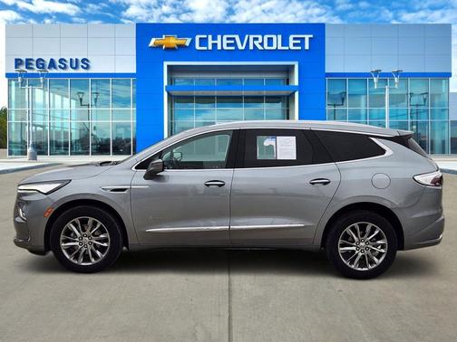 2024 Buick Enclave Avenir FWD