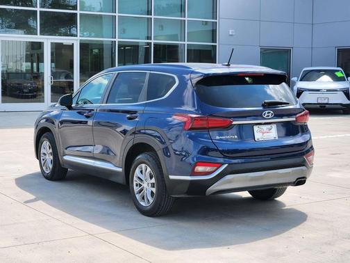 2019 Hyundai SANTA FE SE 2.4