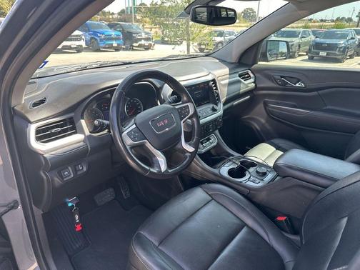 2020 GMC Acadia FWD SLT