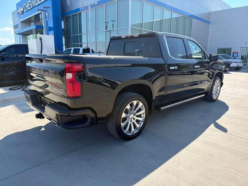 2022 Chevrolet Silverado 1500 High Country