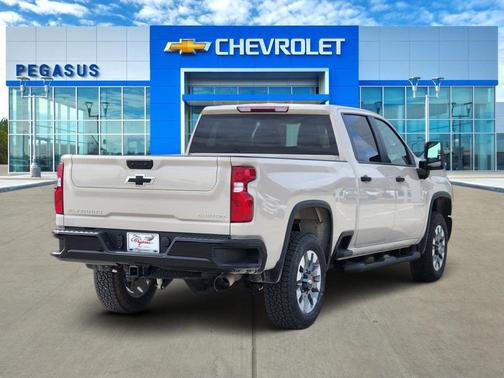 2026 Chevrolet Silverado 2500 Custom