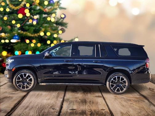 2022 Chevrolet Suburban RST