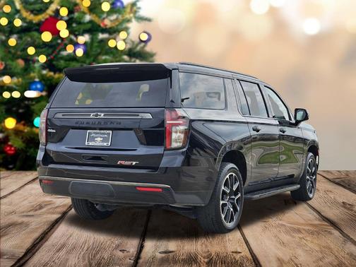 2022 Chevrolet Suburban RST