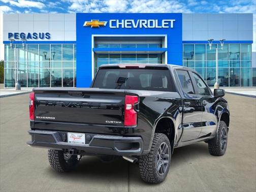 2025 Chevrolet Silverado 1500 Custom Trail Boss