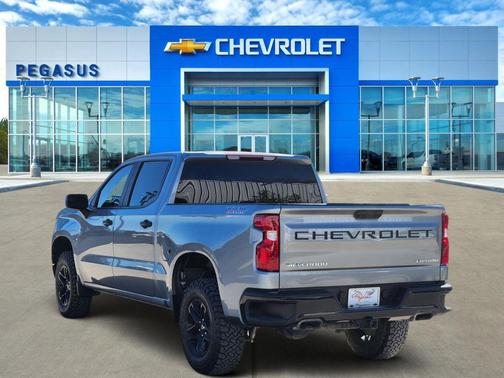 2023 Chevrolet Silverado 1500 Custom Trail Boss