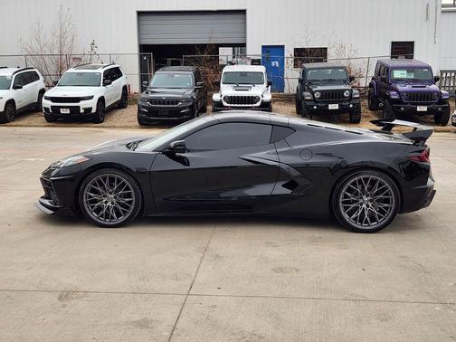 2025 Chevrolet Corvette Stingray w/1LT