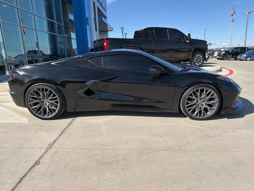 2025 Chevrolet Corvette Stingray w/1LT