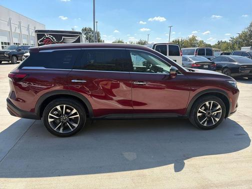 2024 INFINITI QX60 Luxe